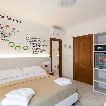Bed & Breakfast Na' Poesia Di Charme