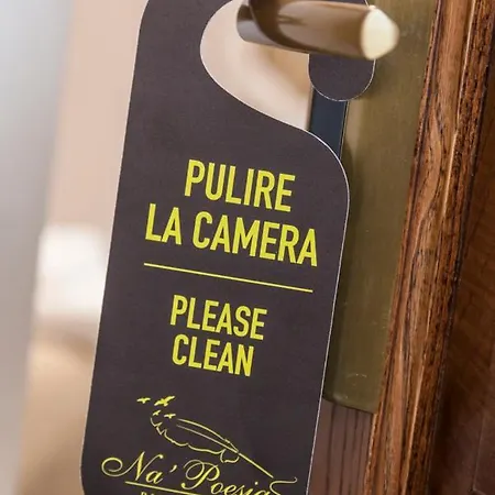 Bed & Breakfast Na' Poesia Di Charme *