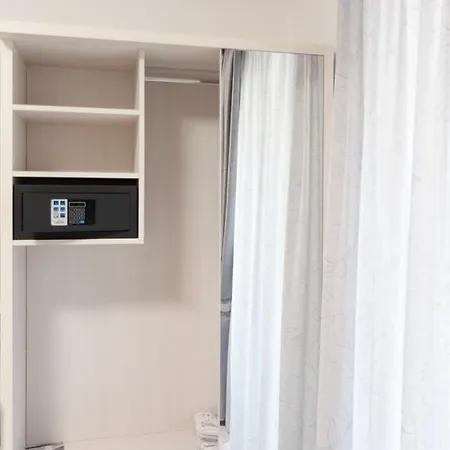 Na' Poesia Di Charme Bed & Breakfast