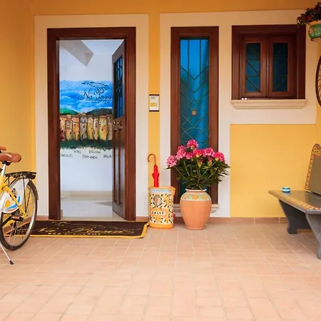 Na' Poesia Di Charme ベッド・アンド・ブレックファスト SantʼAgata deʼ Goti