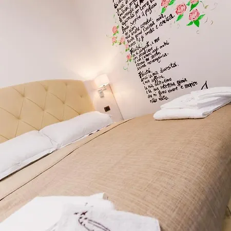 Bed & Breakfast Na' Poesia Di Charme